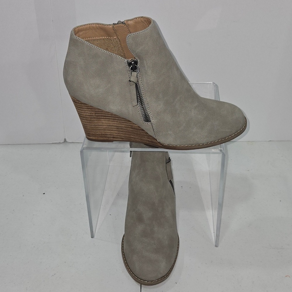 Report Guine Womens 9.5 Grey Faux Suede Wedge Ankle Booties Stacked Heel Shoes